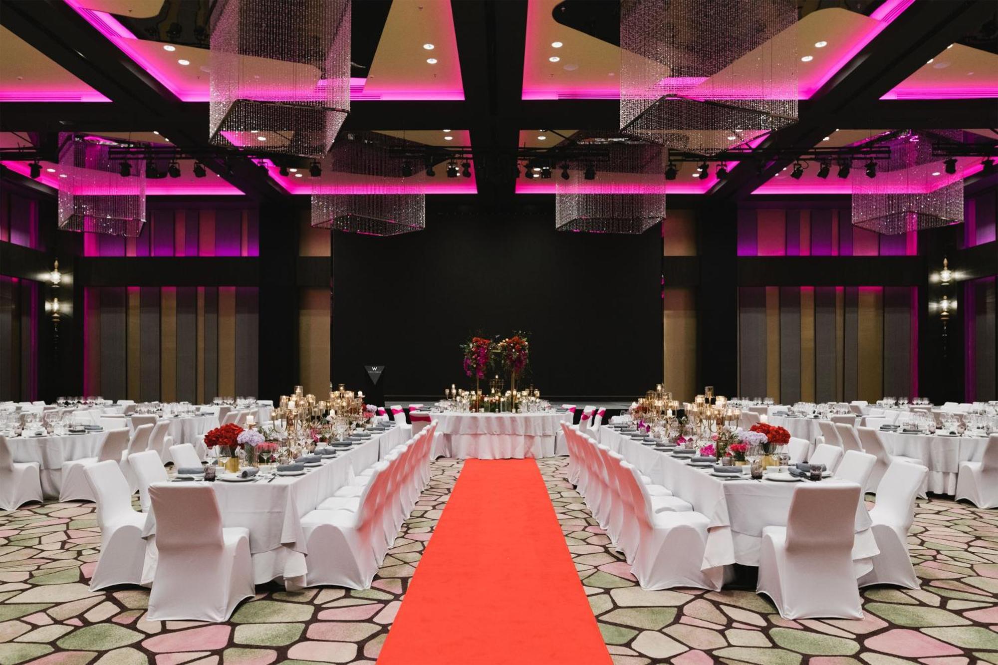 W Kuala Lumpur Hotel Exterior photo